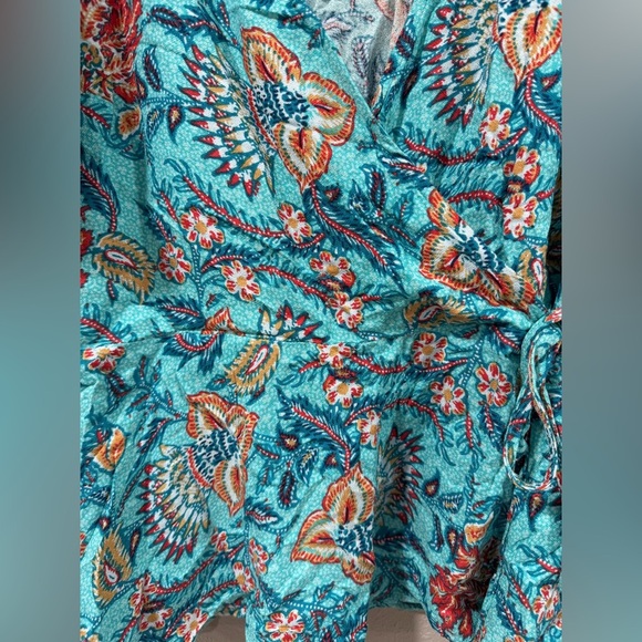 2/$10 Maurice’s Blouse - Picture 4 of 7